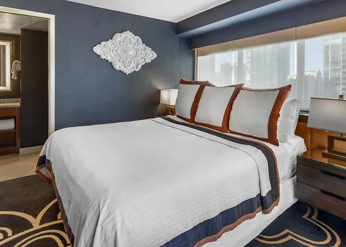 Motel: Omni Chicago Hotel