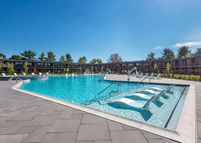 Kid friendly hotel Wyndham Lancaster And Convention Center