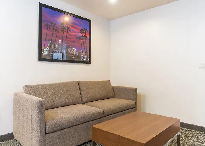 Günstiges Hotel: Holiday Inn Express Hollywood Walk Of Fame By Ihg