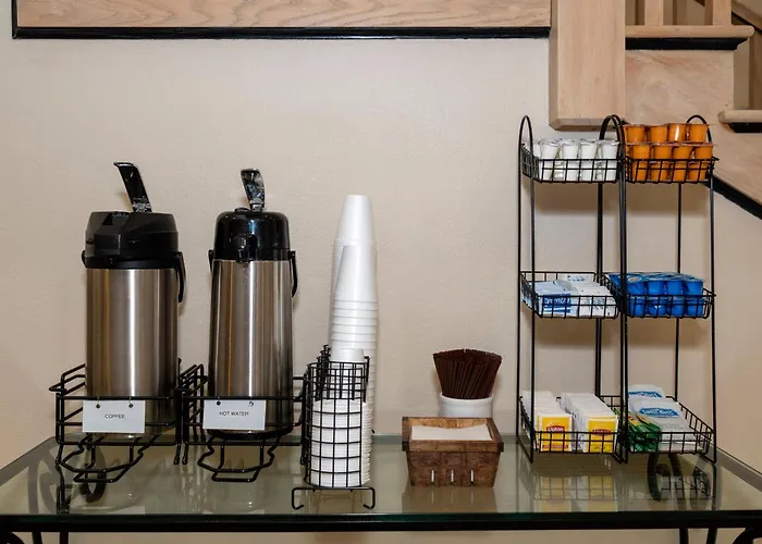 Family Hotel: Red Roof Inn Clifton Park