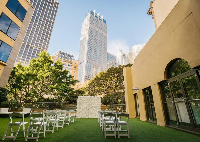 Luxury hotel only: Sydney Harbour Marriott Hotel At Circular Quay