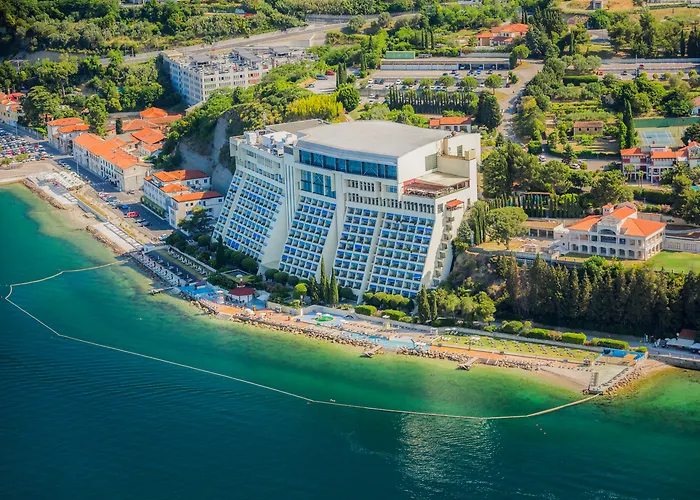 Grand Bernardin