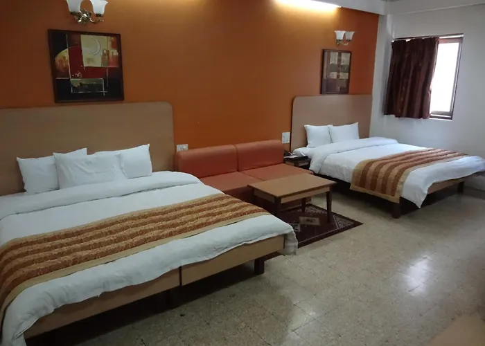 3 star hotels Chateau Windsor - Marine Drive