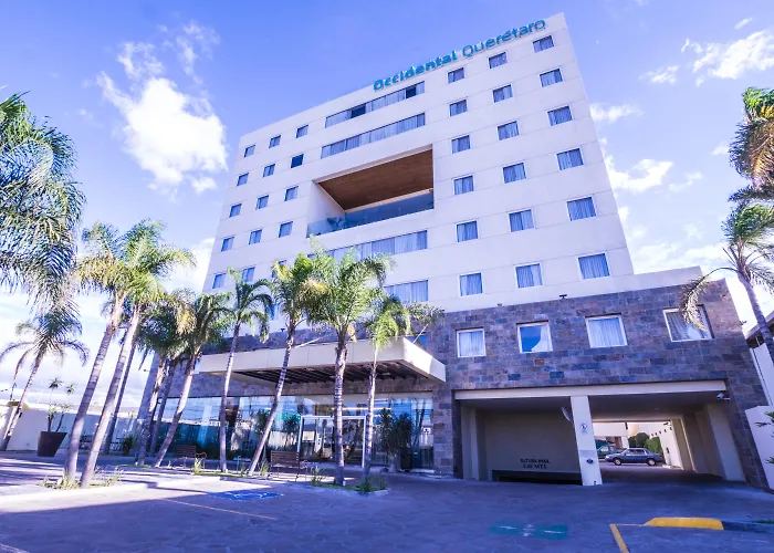Hoteles con Jacuzzi Crown Victoria