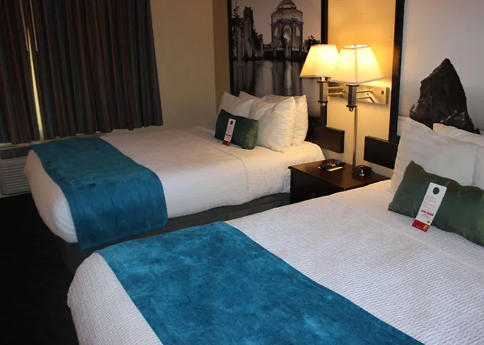Hotel: Super 8 By Wyndham Berkeley