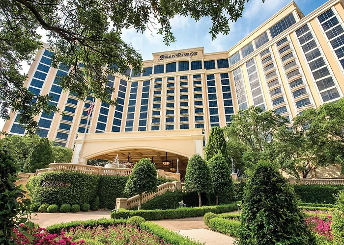 Best 21 Pet Friendly Hotels in Biloxi, Mississippi(MS), United States