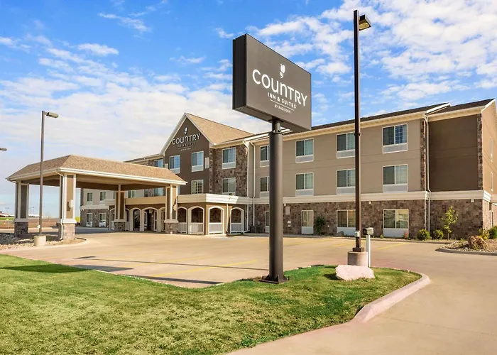 Cheap hotel: Country Inn & Suites By Radisson, Minot, Nd