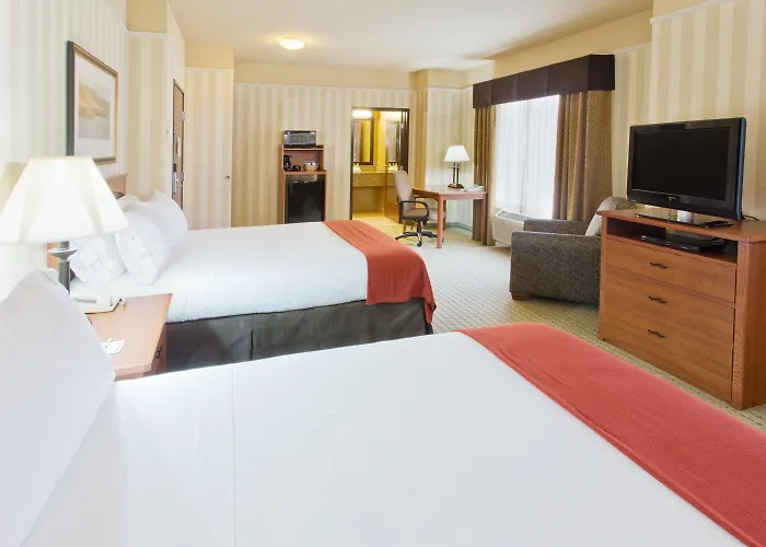 Holiday Inn Express & Suites By Ihg