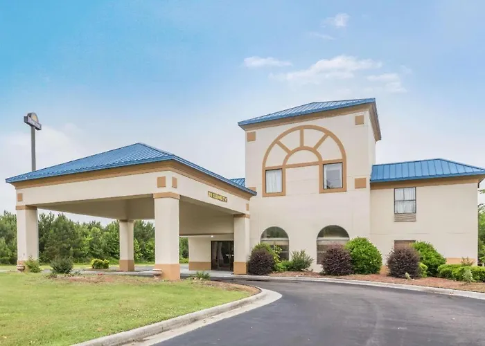 Days Inn By Wyndham Selma