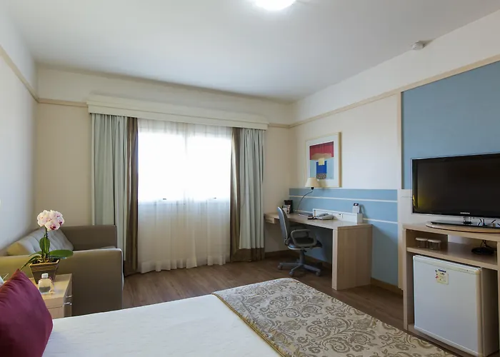 Hotel 4 estrelas: Comfort Suites Londrina