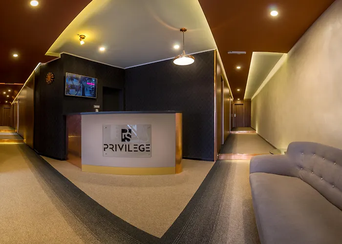 Privilege Suites By Central Park