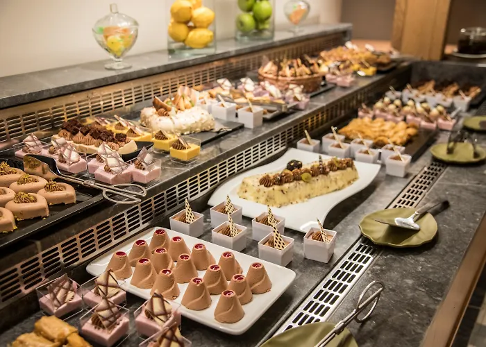 Hotel di lusso: Akasha Beach Hotel & Spa