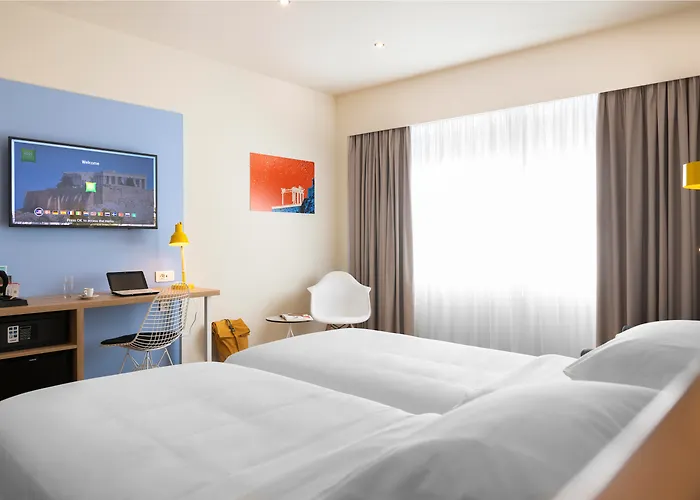 5 star hotel: Ibis Styles Athens Routes