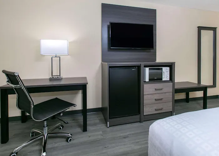 Days Inn By Wyndham Near Downtown University