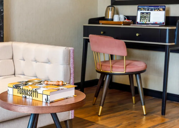 Luxury hotel only: Euro Design Hotel
