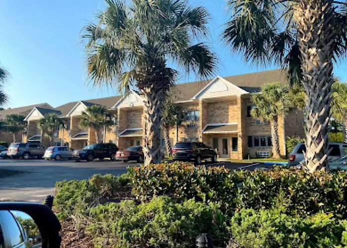 Grand Palms