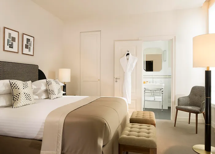 Le Tsuba Hotel