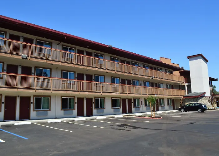 Motels Red Roof Inn & Suites Sacramento North