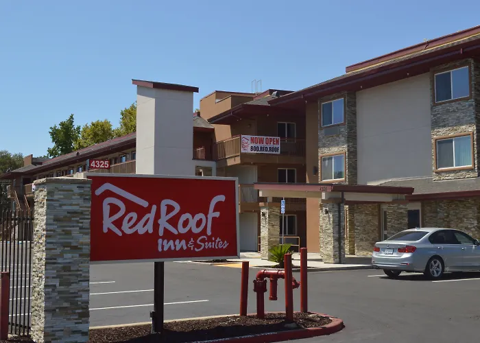 Motels Red Roof Inn & Suites Sacramento North