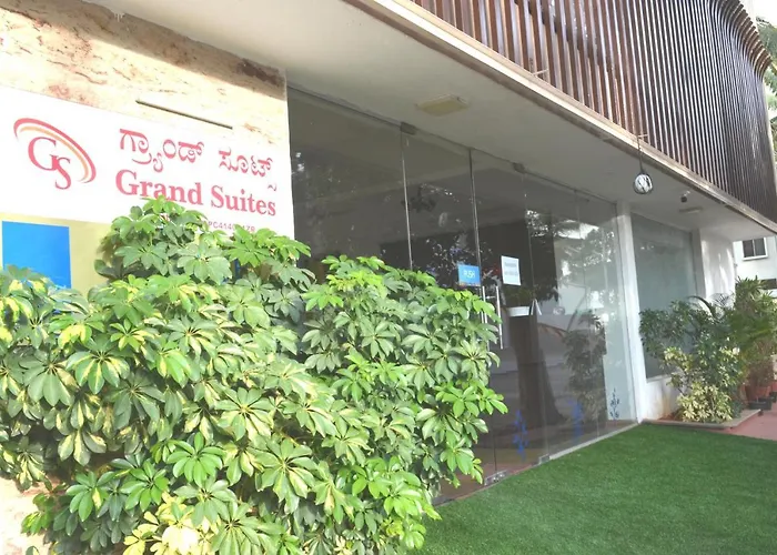 Cheap hotel: Grand Suites Yelahanka