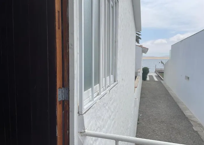 Dpto Pequeno Y Acogedor En Zona Ideal De La Bahia