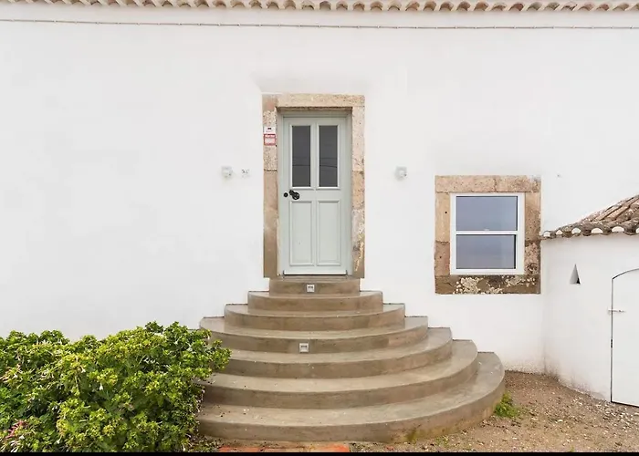 Quinta De Cima,No Campo E Assim
