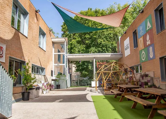 Hotel cerca del colegio: Scout Madrid Hostel