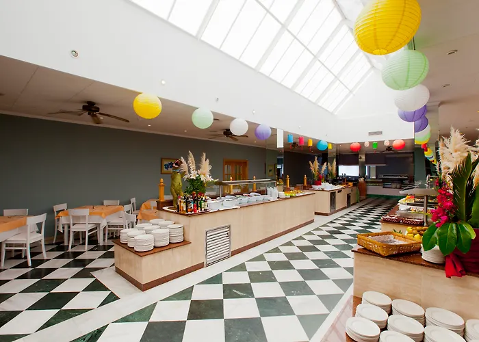 Cheap hotel: Diverhotel Dino Marbella