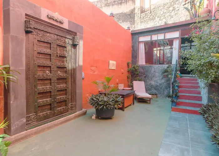 Casa del Sol Terrace Parking