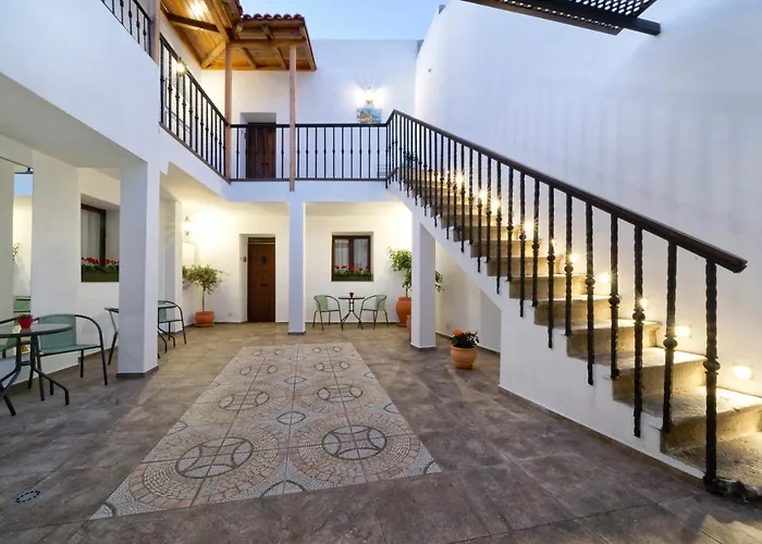 Casa Verde Comfortable Air-Conditioned Modern s (Adults Only)