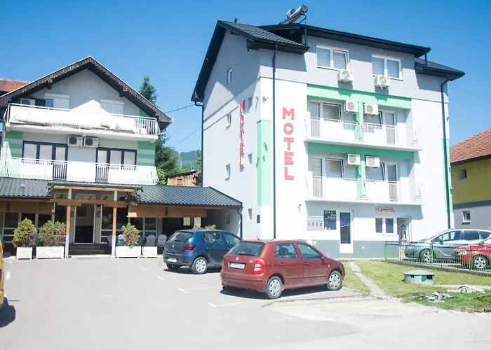 Motel Aura