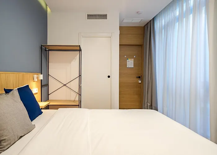 Vallecas Suites By Olala Homes
