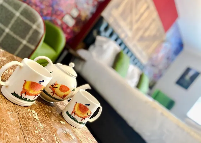 Helen Browning'S Royal Oak