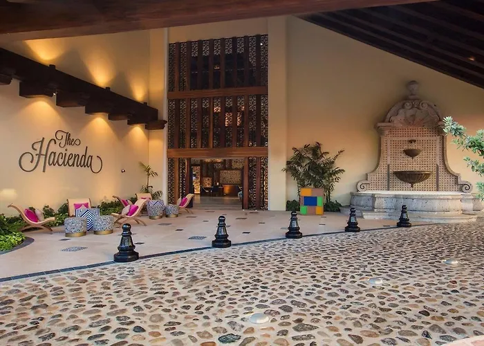 Krystal Grand Puerto Vallarta
