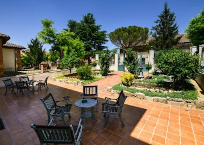 Hostal Infanta Doña Leonor