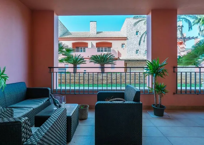 Cosy And Spacious 2Bed & 2Bath Boulevard Victoria