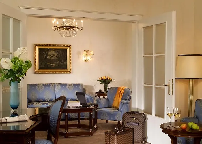 5 star hotel: Hotel De France Wien