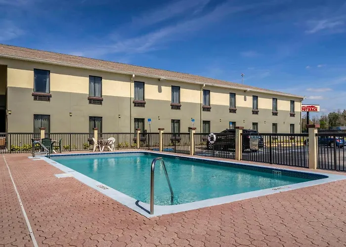 Family Hotel: Rodeway Inn Wesley Chapel