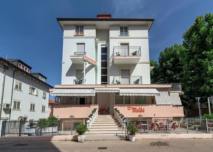 Hotel nahe College: Hotel Malibu