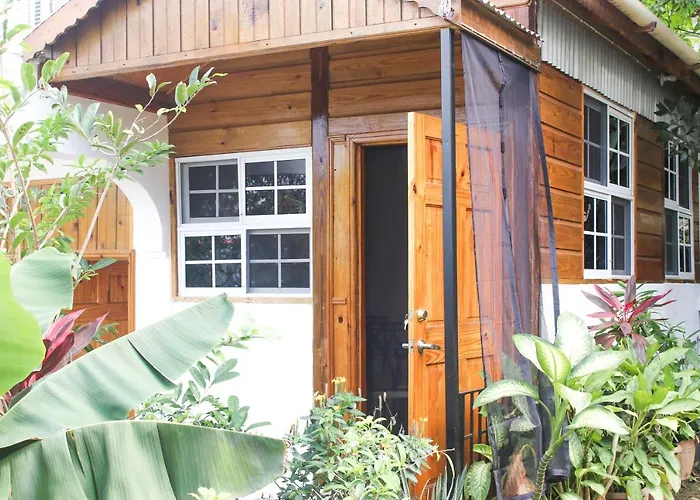 Van Villa Guesthouse