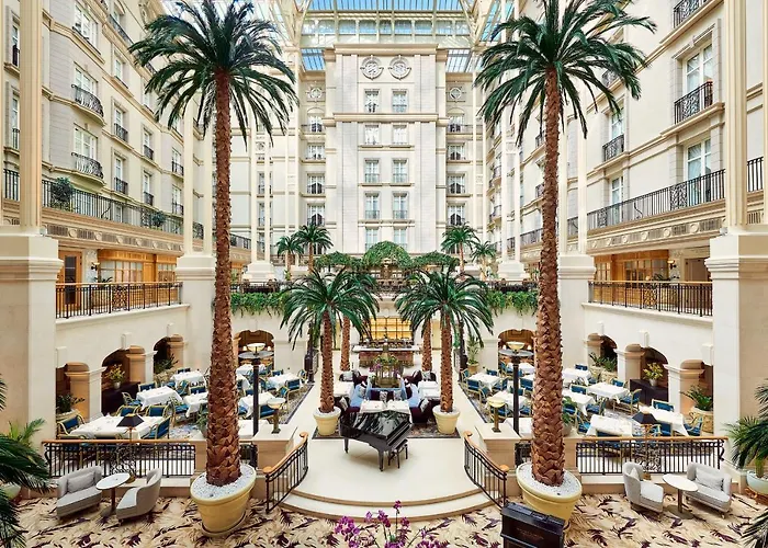 Strandhotel: The Landmark London