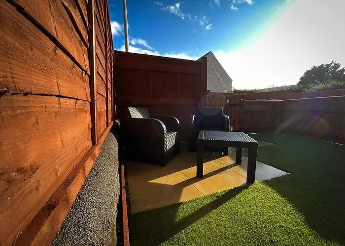 The Wee Nook Crieff - 1-Bed With Garden :)