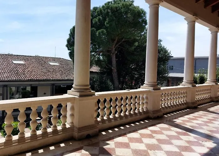 La Loggia Vicenza