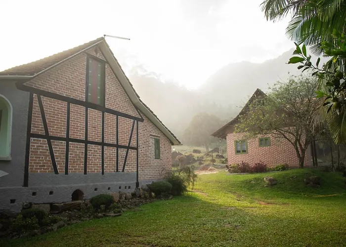 Recanto Kuglin, Casa Enxaimel junto a natureza