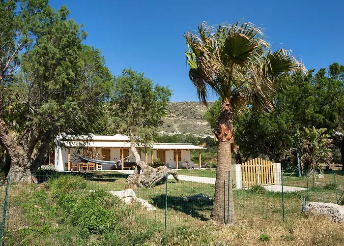 Mera Beachfront House - Falasarna