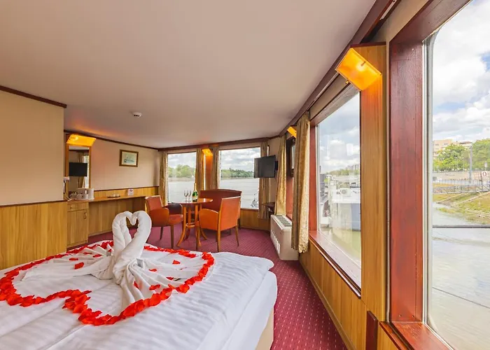 Fortuna Boat Hotel Budapest