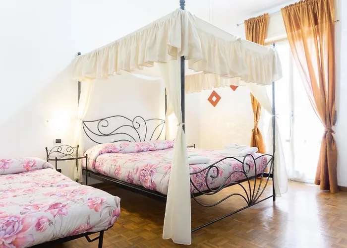 Re Lear - 4 Bedrooms