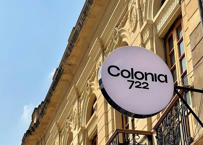  Colonia Suites 722
