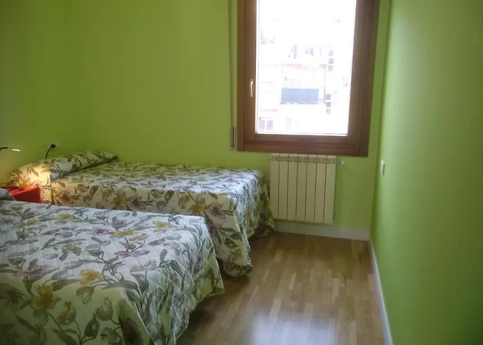 Hotel cerca del colegio: Apartamento Torre de León