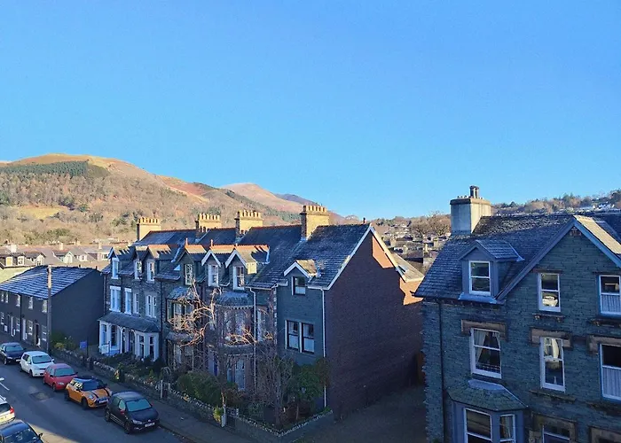 Vacation rental: Squirrel Lodge